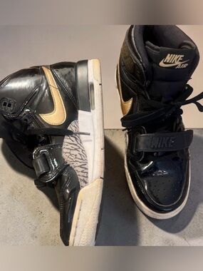 Nike Air Jordan Legacy 312 Sneaker Size 6.5Y